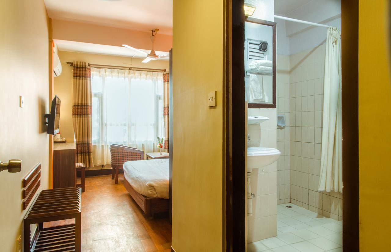 Little Nepal Inn Kathmandu Luaran gambar