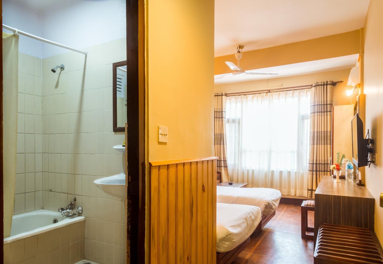 Little Nepal Inn Kathmandu Luaran gambar